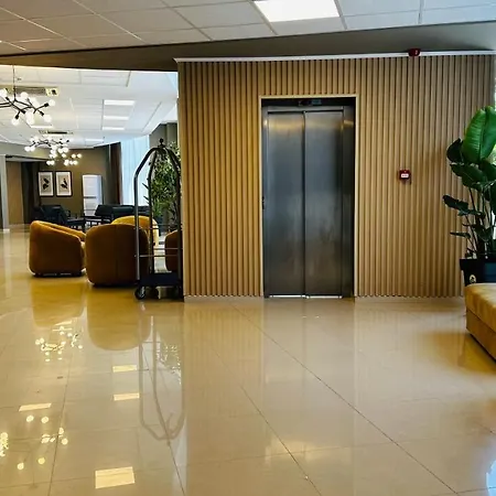 Queen Nelly Szálloda 4*