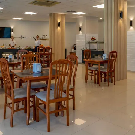 Ξενοδοχείο Queen Nelly